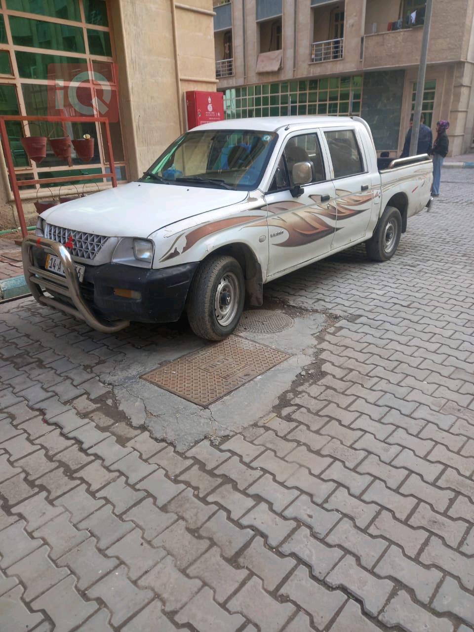 ميتسوبيشي L200